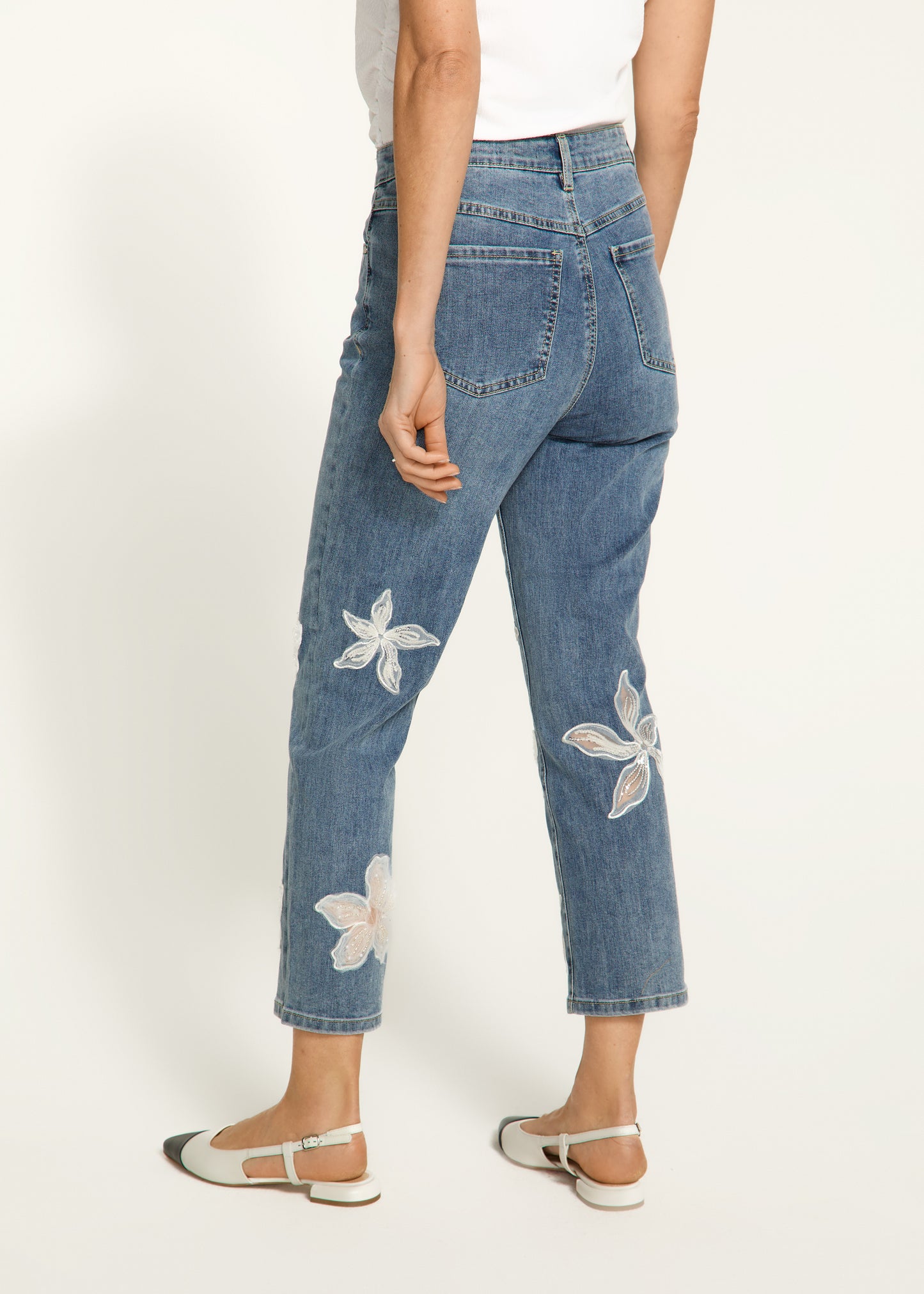 Suzanne Pencil Crop Jean