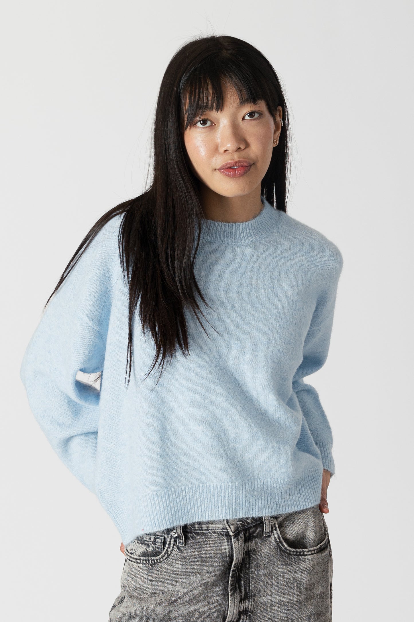 Avery Eco Lightweight Crewneck