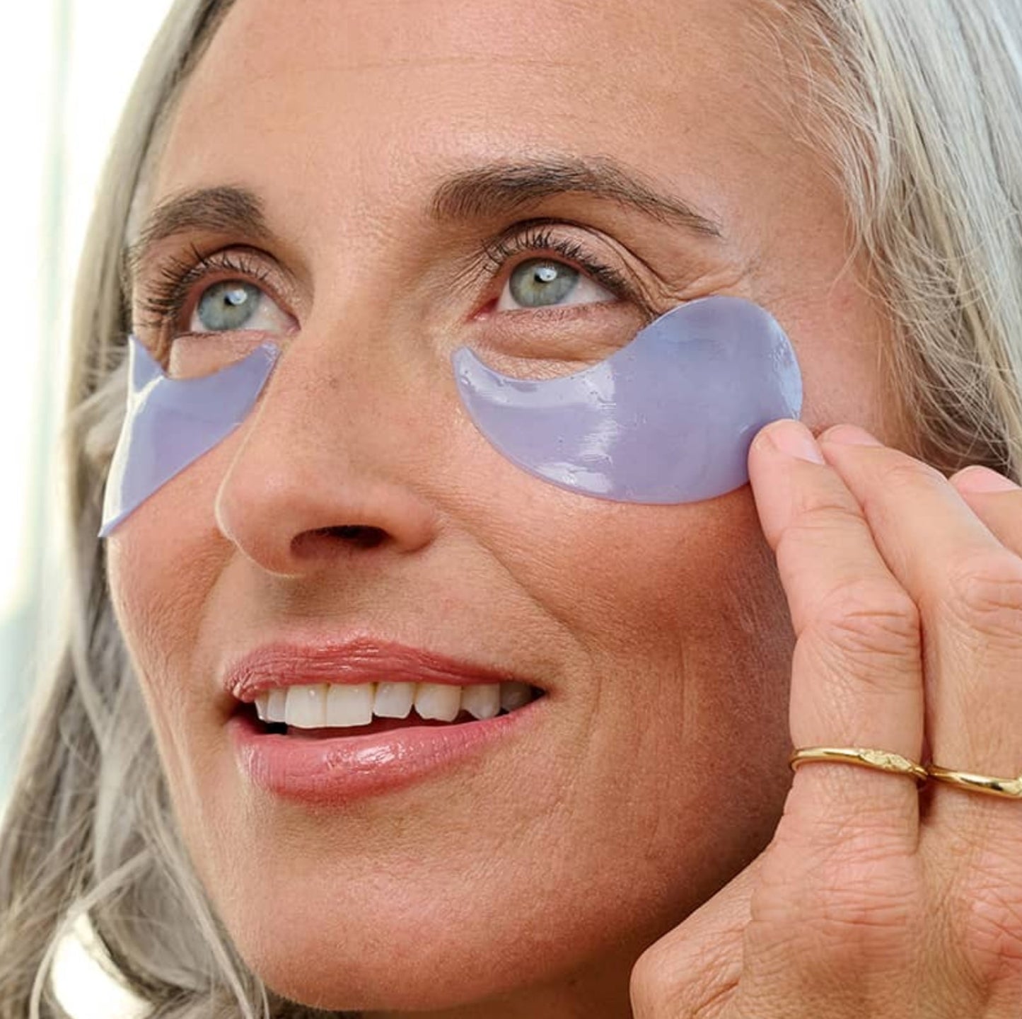 Serve Chilled On Ice Eye Gels